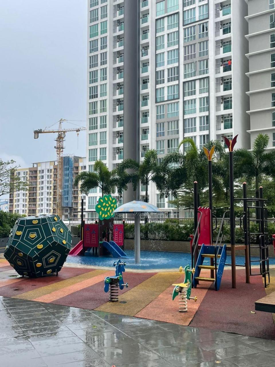 Meridin Bayvue - 3br - 6 Pax - Near Mmhe * Kampong Kuala Masai