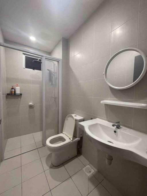 Apartment Meridin Bayvue - 3br - 6 Pax - Near Mmhe Kampong Kuala Masai