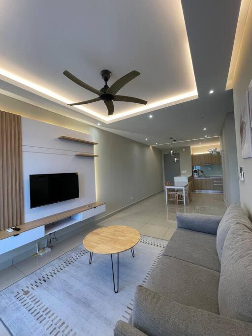 Apartment Meridin Bayvue - 3br - 6 Pax - Near Mmhe Kampong Kuala Masai
