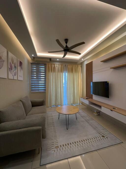 Apartment Meridin Bayvue - 3br - 6 Pax - Near Mmhe *